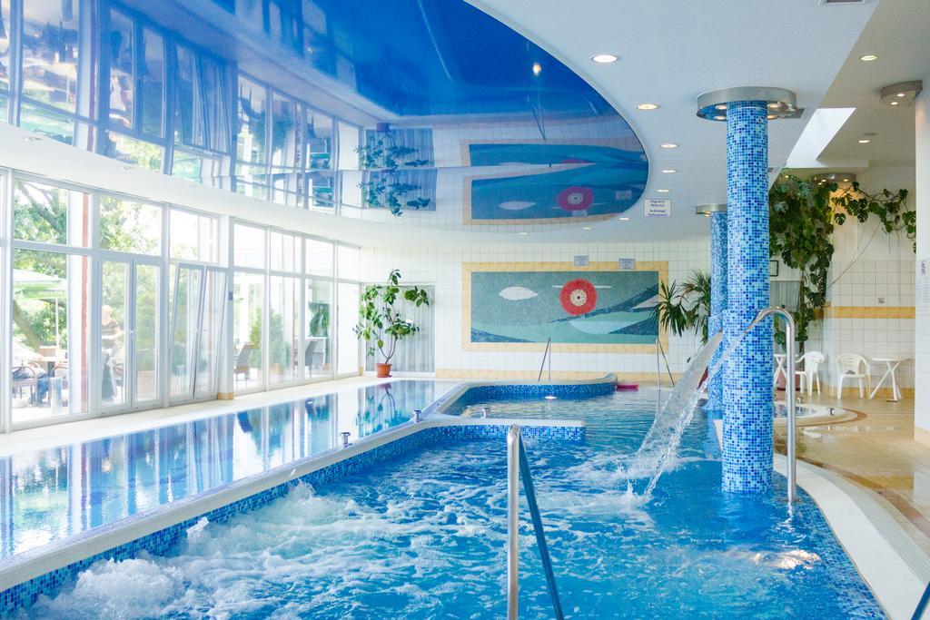 Hotel Panorama บาลาตองโยรอค ภายนอก รูปภาพ